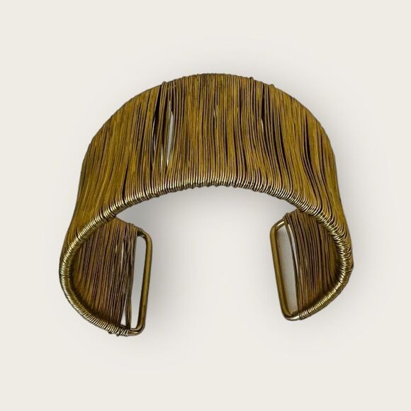 Wide open gold plated wire cuff bracelet - Picture 2 of 8